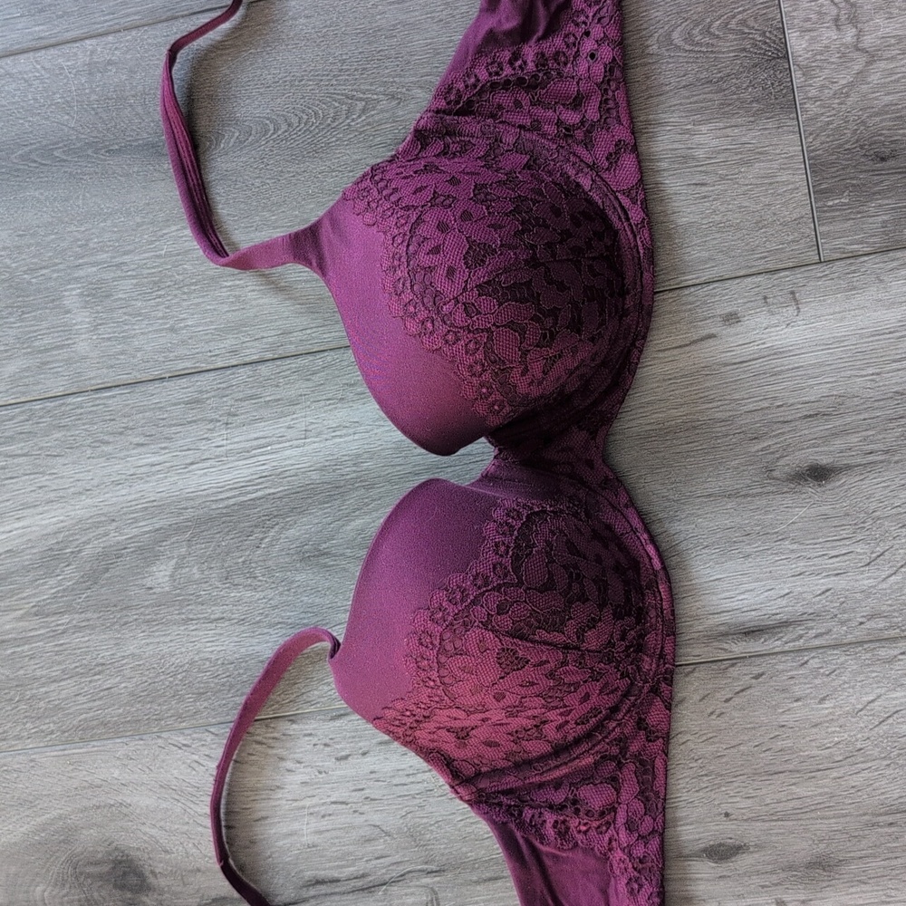 Victoria's Secret, Purple 💜 Lined Demi Bra, Size 38C